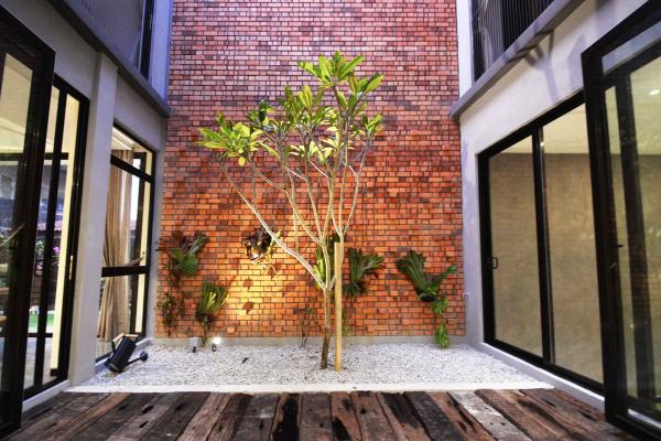 courtyard house